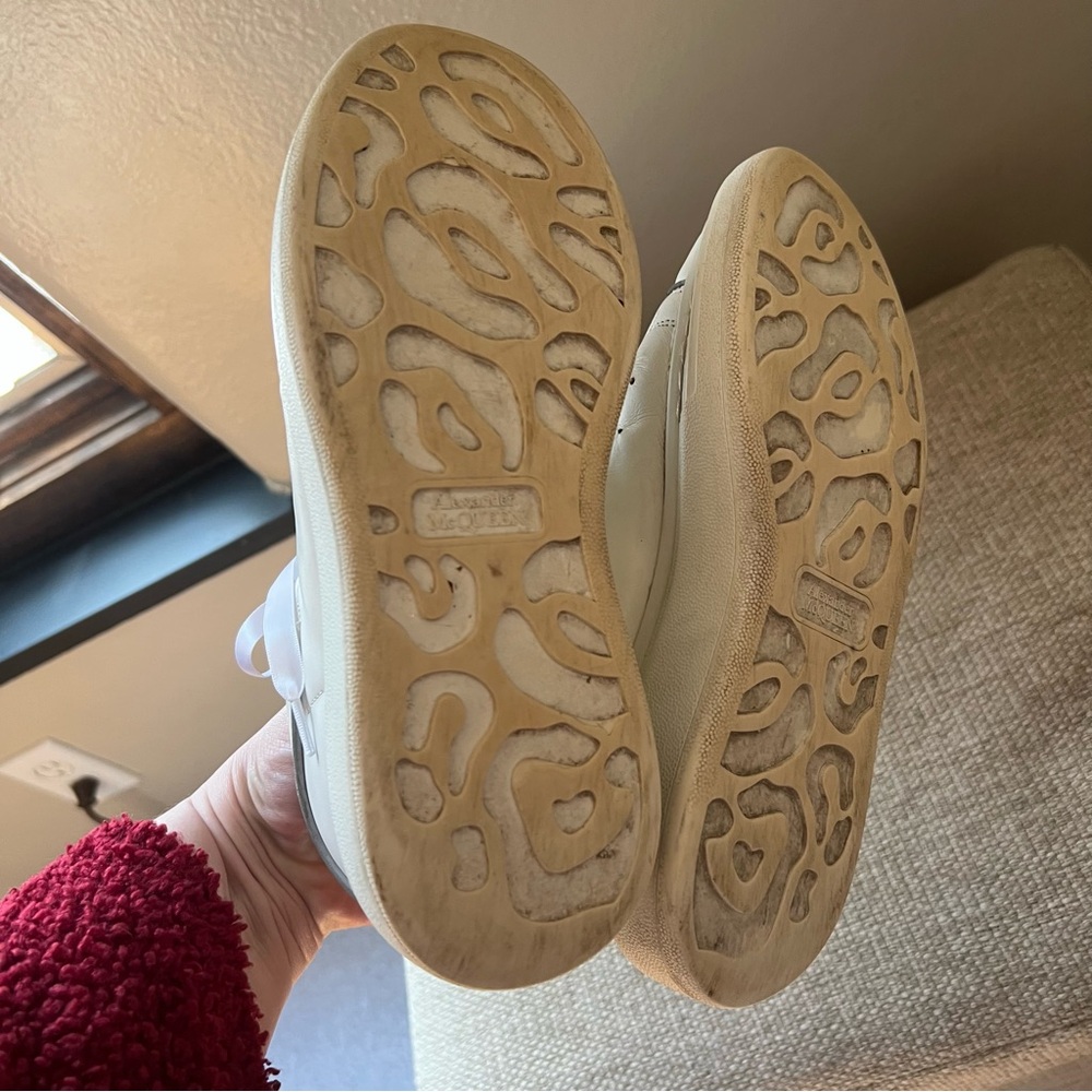 Authentic Alexander McQueen Oversized Platform Sneakers - Picture 5 of 14